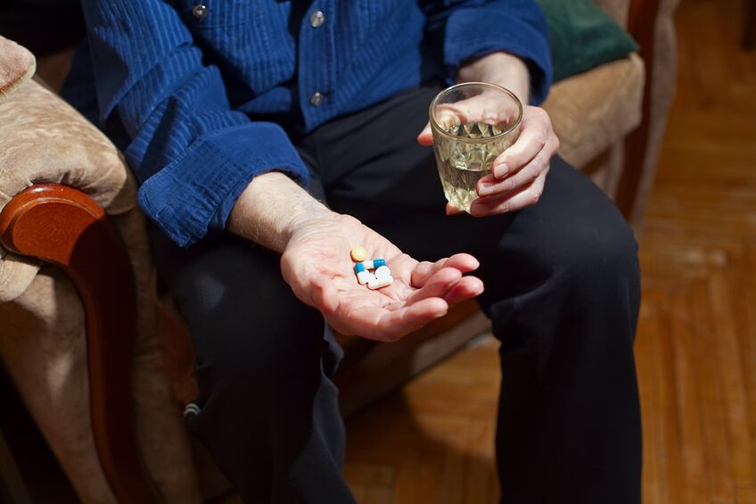 Taking medication to treat chronic prostatitis